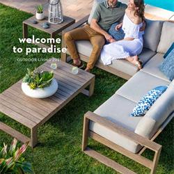 家具设计图:Living Spaces 2021年欧美户外花园家具设计素材图片