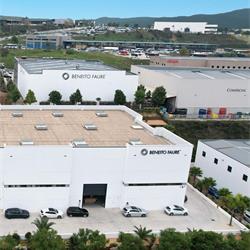 灯饰设计 Beneito Faure 2025年欧美智能专业照明灯具产品目录